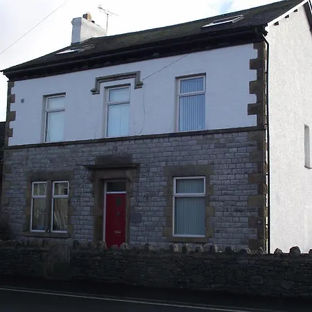 Bed & Breakfast Red Lion House 4*